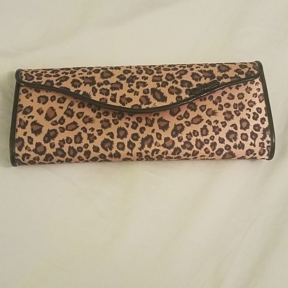 Leopard clutch.